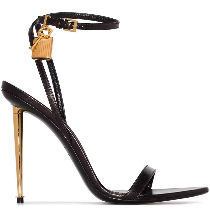Buckle Strap Solid Color Key L - Casual Sandal Leather recension och pris